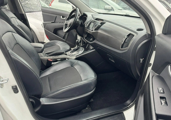 Kia Sportage cena 49900 przebieg: 162000, rok produkcji 2015 z Lubartów małe 67